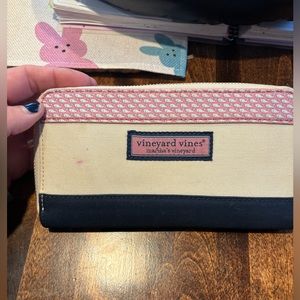 Vineyard vines wallet.